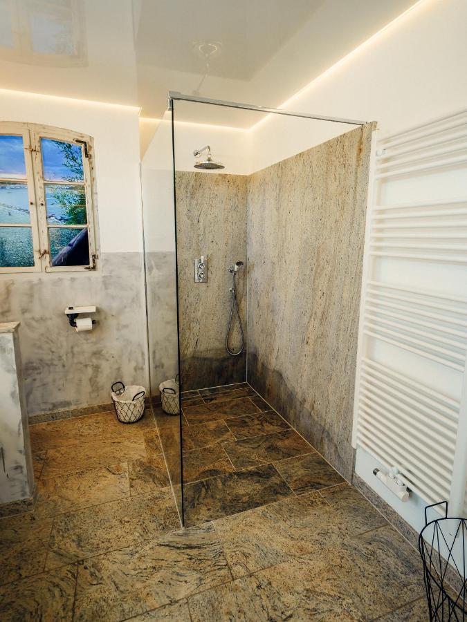 Alte Schmiede Mit Sauna, Pool Und Whirpool Im Aussenbereich Schoenstes Ferienhaus Der Lausitz Elsterheide Extérieur photo