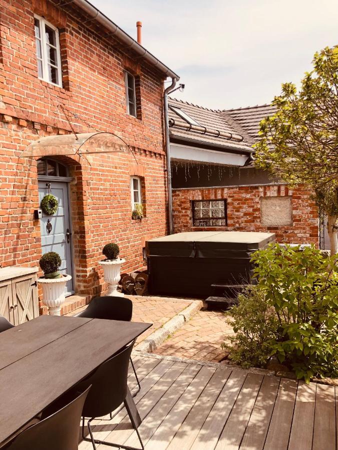 Alte Schmiede Mit Sauna, Pool Und Whirpool Im Aussenbereich Schoenstes Ferienhaus Der Lausitz Elsterheide Extérieur photo